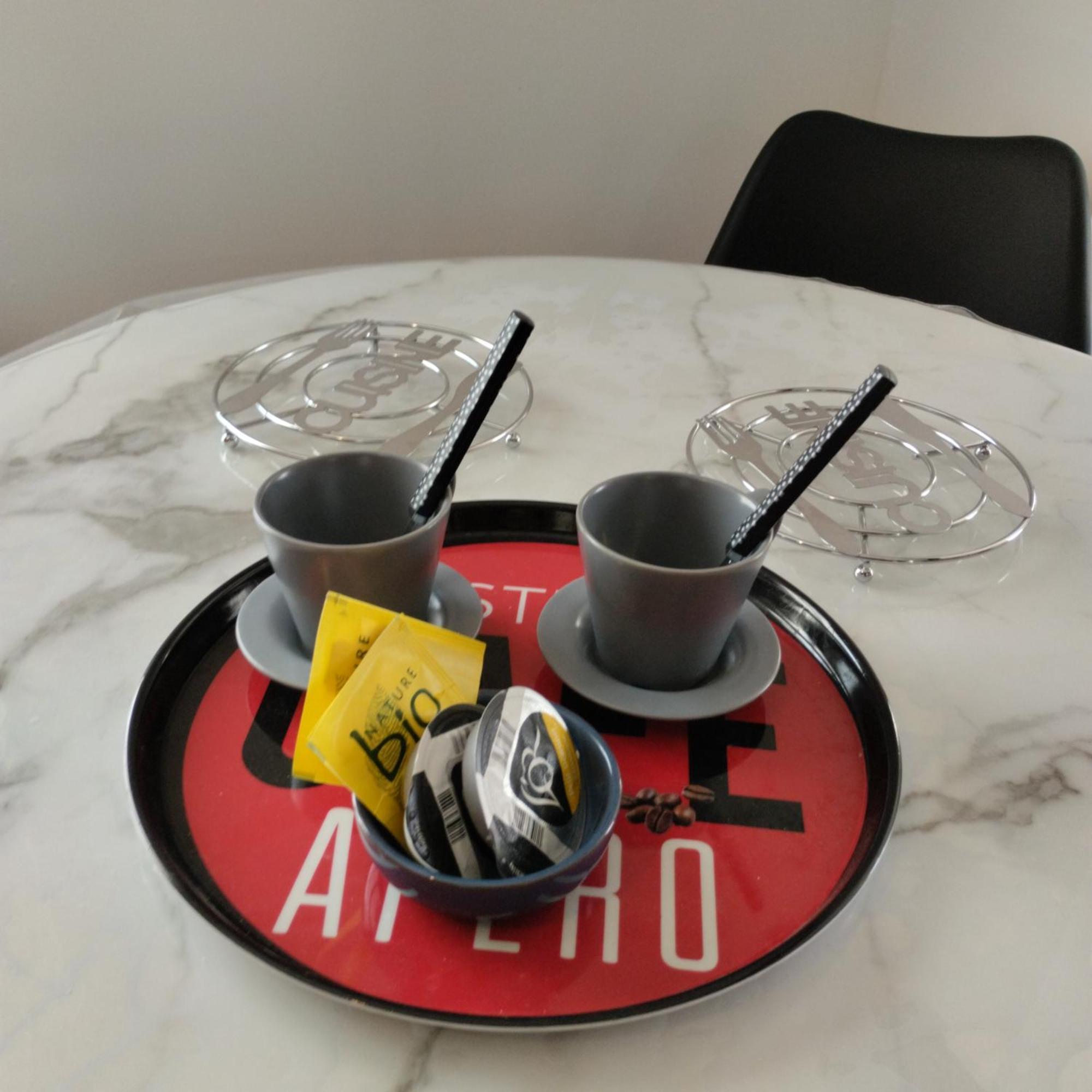 Appartement Verdoyant Au Bord Du Lac Leman Entre Evian Et Thonon Dans Une Villa Publier Bagian luar foto